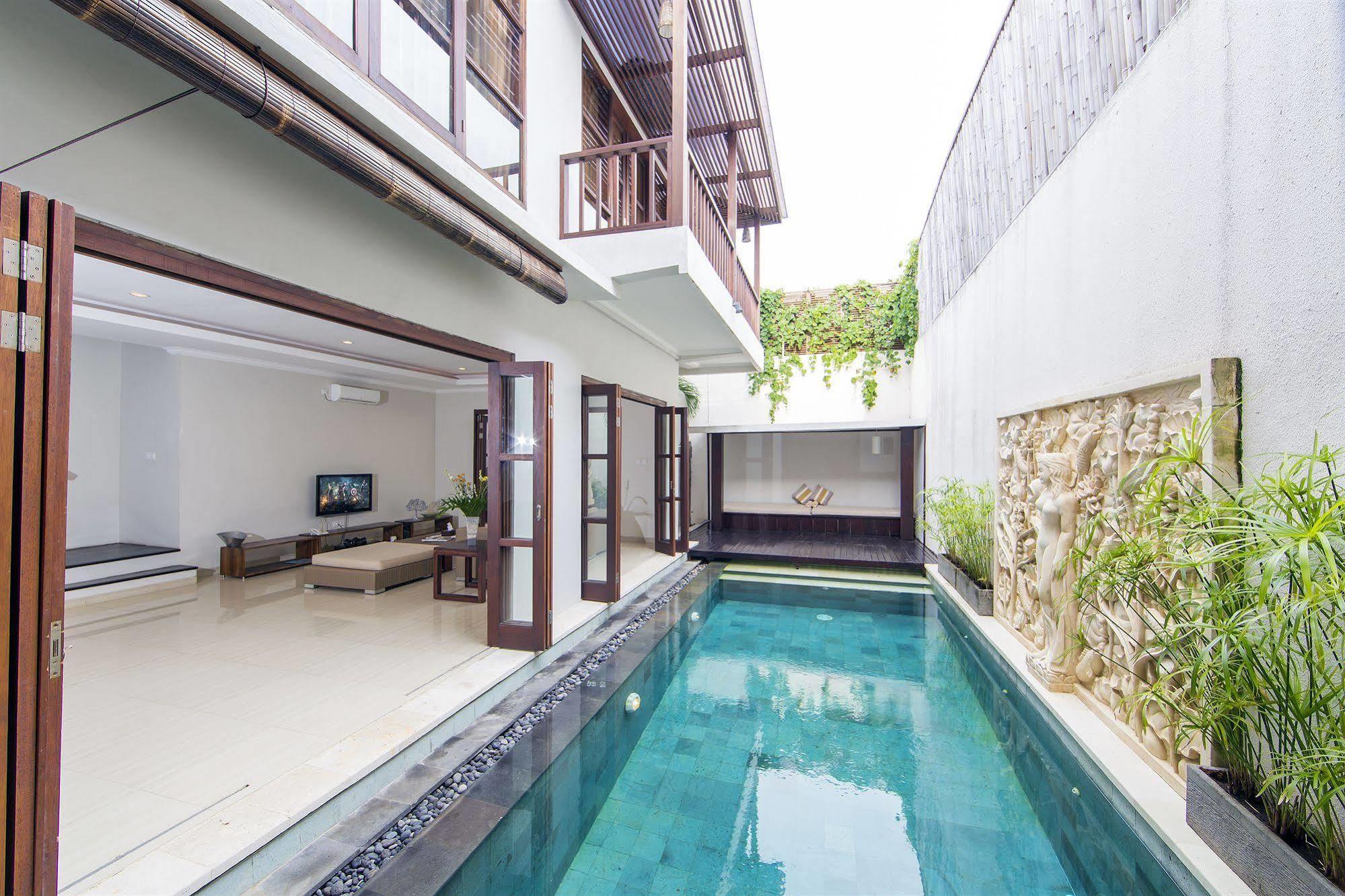 White Lotus Villas Seminyak Екстериор снимка