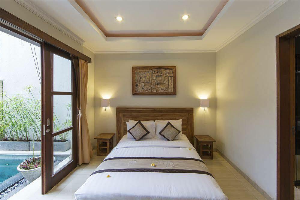 White Lotus Villas Seminyak Екстериор снимка